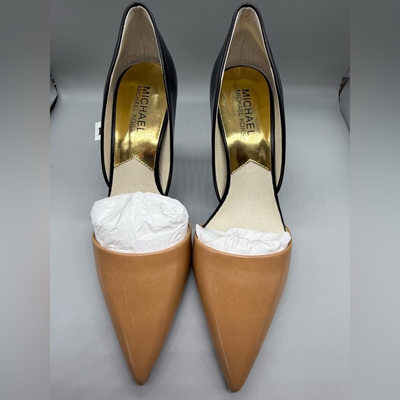 Julieta Two Tone D'orsay Pumps In Black and Tan Leather/ Womens Size 7/ NIB - Picture 5 of 9